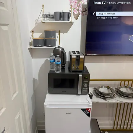 Luxury Studio In Victoria, 7 Minutes Walk To Victoria Station, Room 7 London Exterior photo