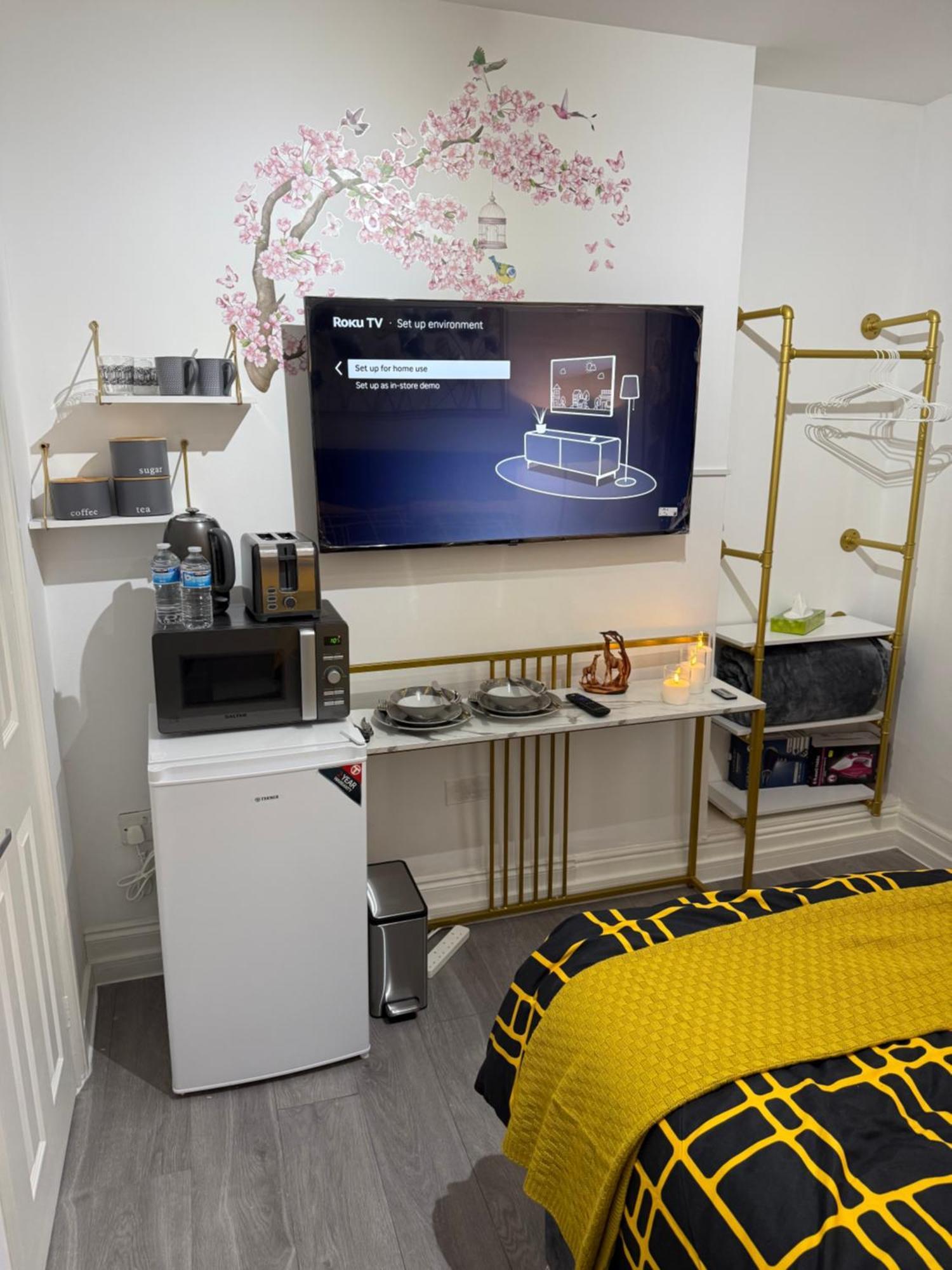 Luxury In Victoria, 7 Minutes Walk To Victoria Station, 7 Homestay *