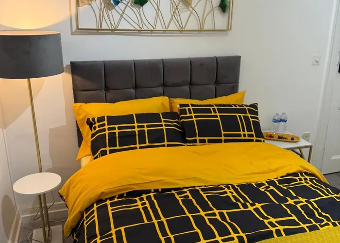 Luxury Studio In Victoria, 7 Minutes Walk To Victoria Station, Room 7